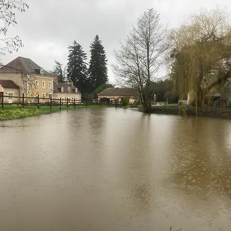 Appartement Morance Route Des Bretonnier Ecommoy